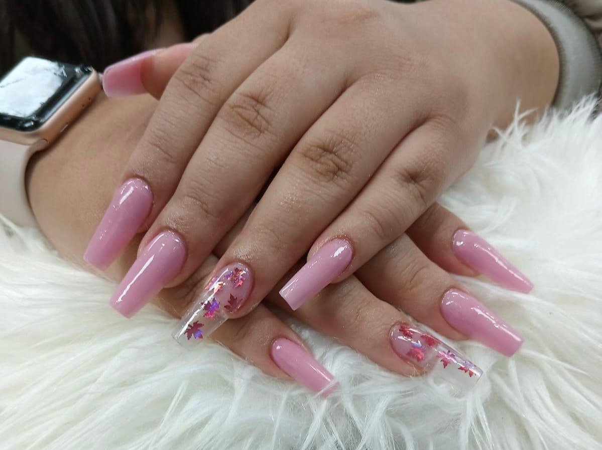 Neris Nails